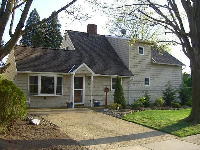 1st image of 52 Tiptop Ln
