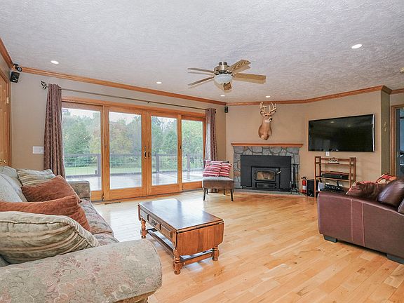 3rd image of 3708 Orchard Dr