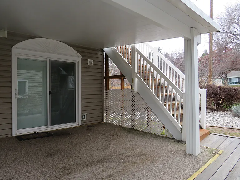 1014 E Franklin St — Photo 5