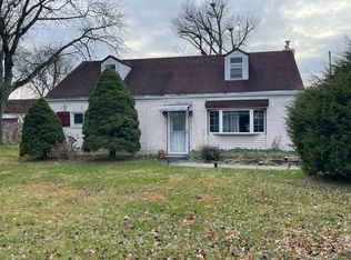 2732 Castle Dr, Bensalem, PA 19020