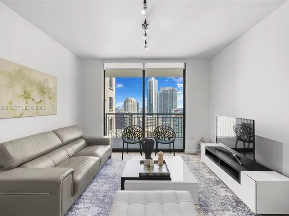 999 SW 1st Ave APT 2611, Miami, FL 33130