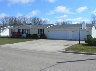 100 Poplar Ave, Lowry, MN 56349