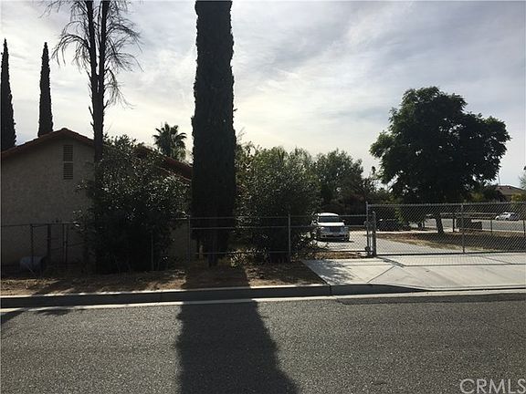 5th image of 13380 Nason St