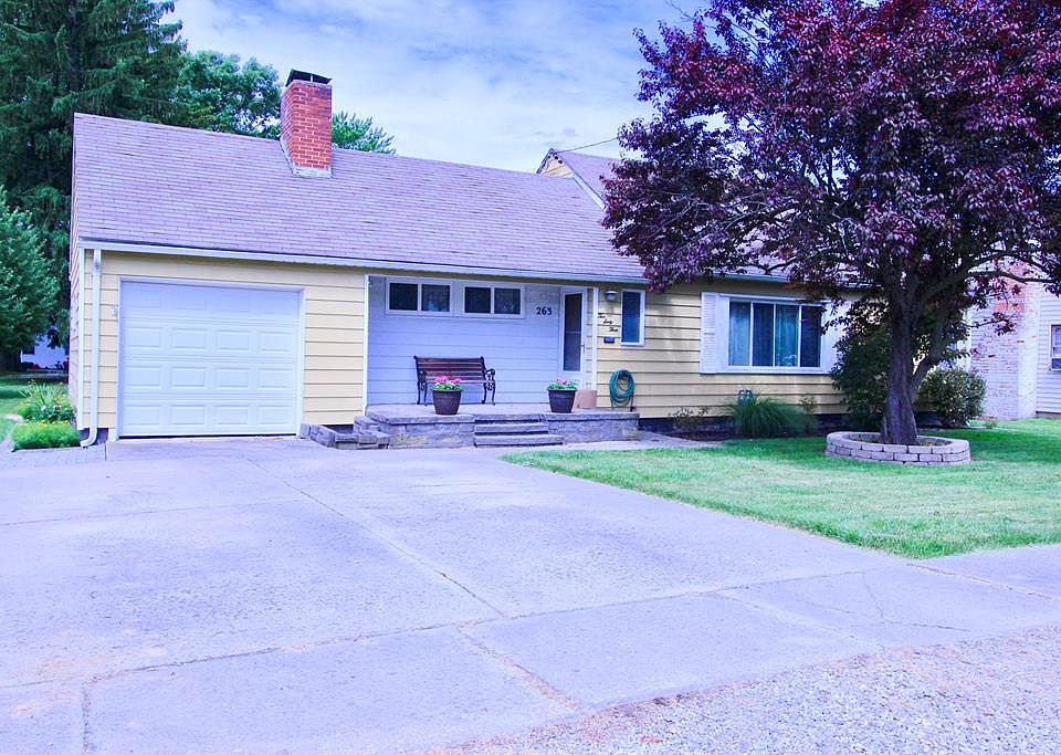 1st image of 263 Kenmore Ave