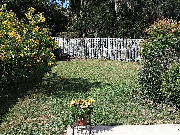 5th image of 2543 NW 34th Pl