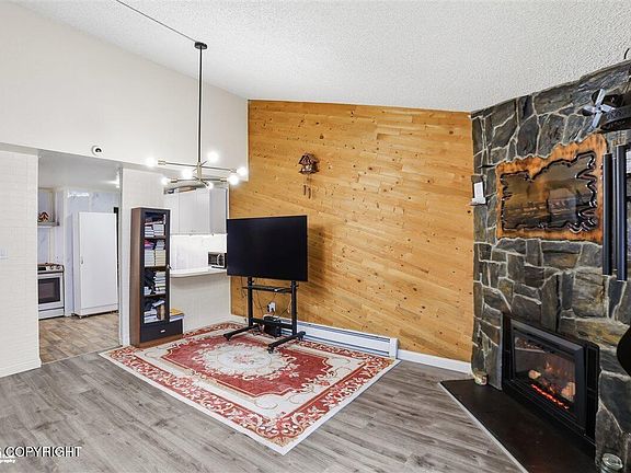 5th image of 4322 Reka Dr