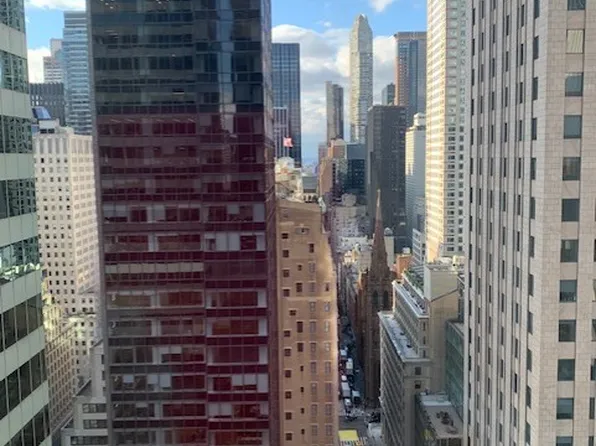 60 East 55th Street image 9 of 10