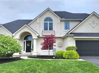 9081 Cedar Berry Ct, Sylvania, OH 43560