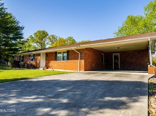 807 Marcaro Ln, Maryville, TN 37801