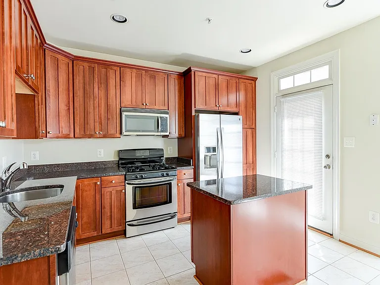 4638 Wilson Blvd — Photo 12