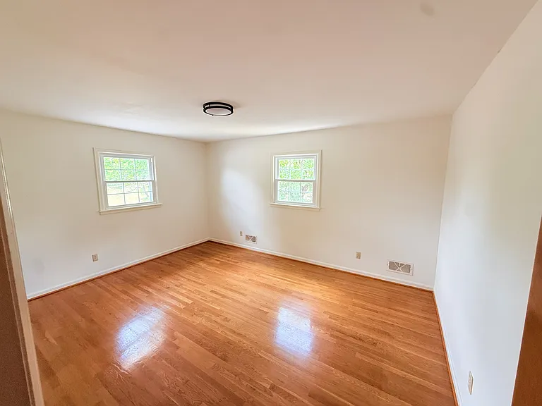 5820 Castle Rock Rd — Photo 11