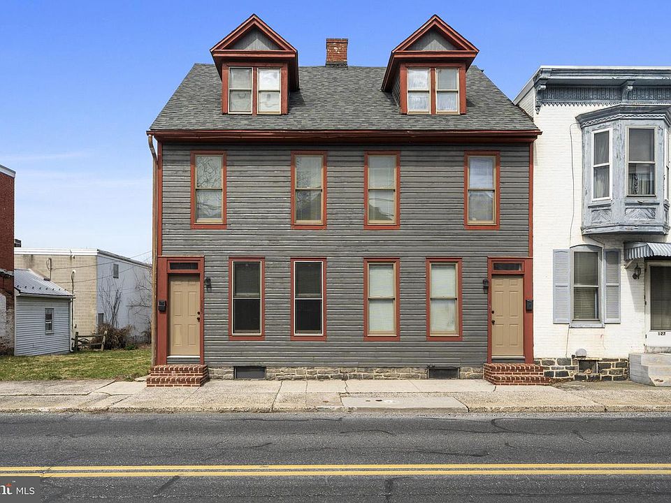 1st image of 131 W Middle St