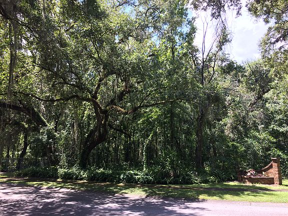 View from "front porch" to L