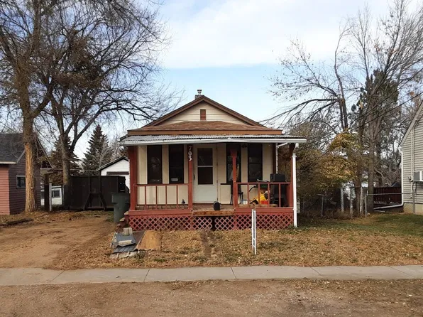 703 Lawrence St, Belle Fourche, SD 57717