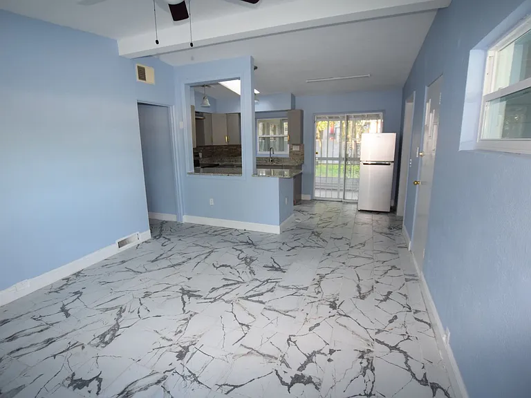 2637 Healy Dr — Photo 12
