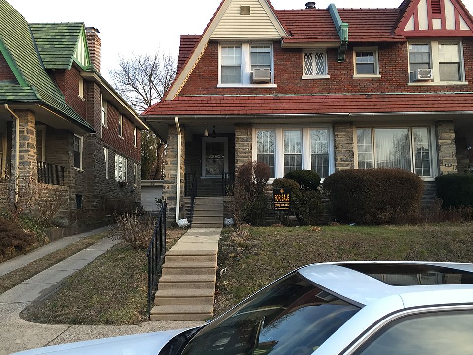 1st image of 722 E Phil Ellena St
