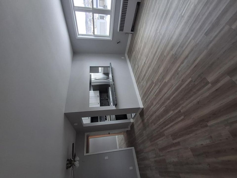 1st image of 1069 Midland Ave