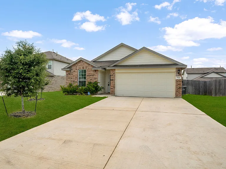 731 Overlook Rdg — Photo 2