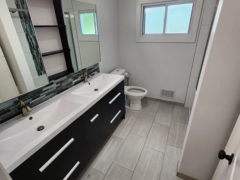 70 Ashley Dr — Photo 8