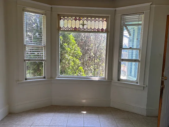 412 NE 44th St #5 — Photo 3