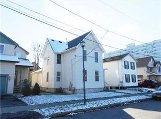 17 Waverly Pl, Rochester, NY 14608