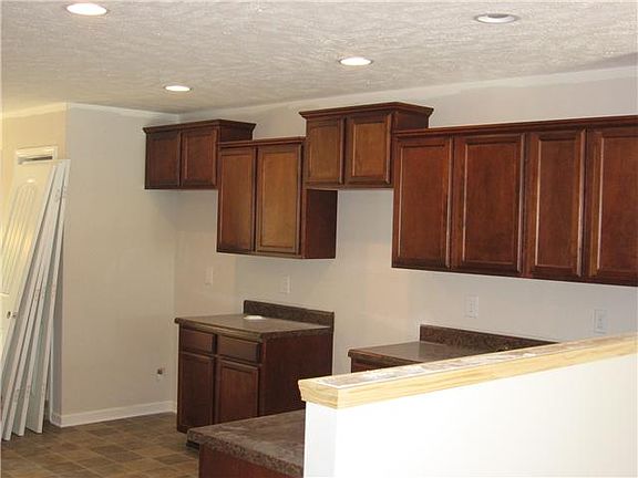 3rd image of 120 Parker Lot 387