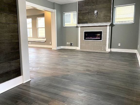 Living Room - From Entry