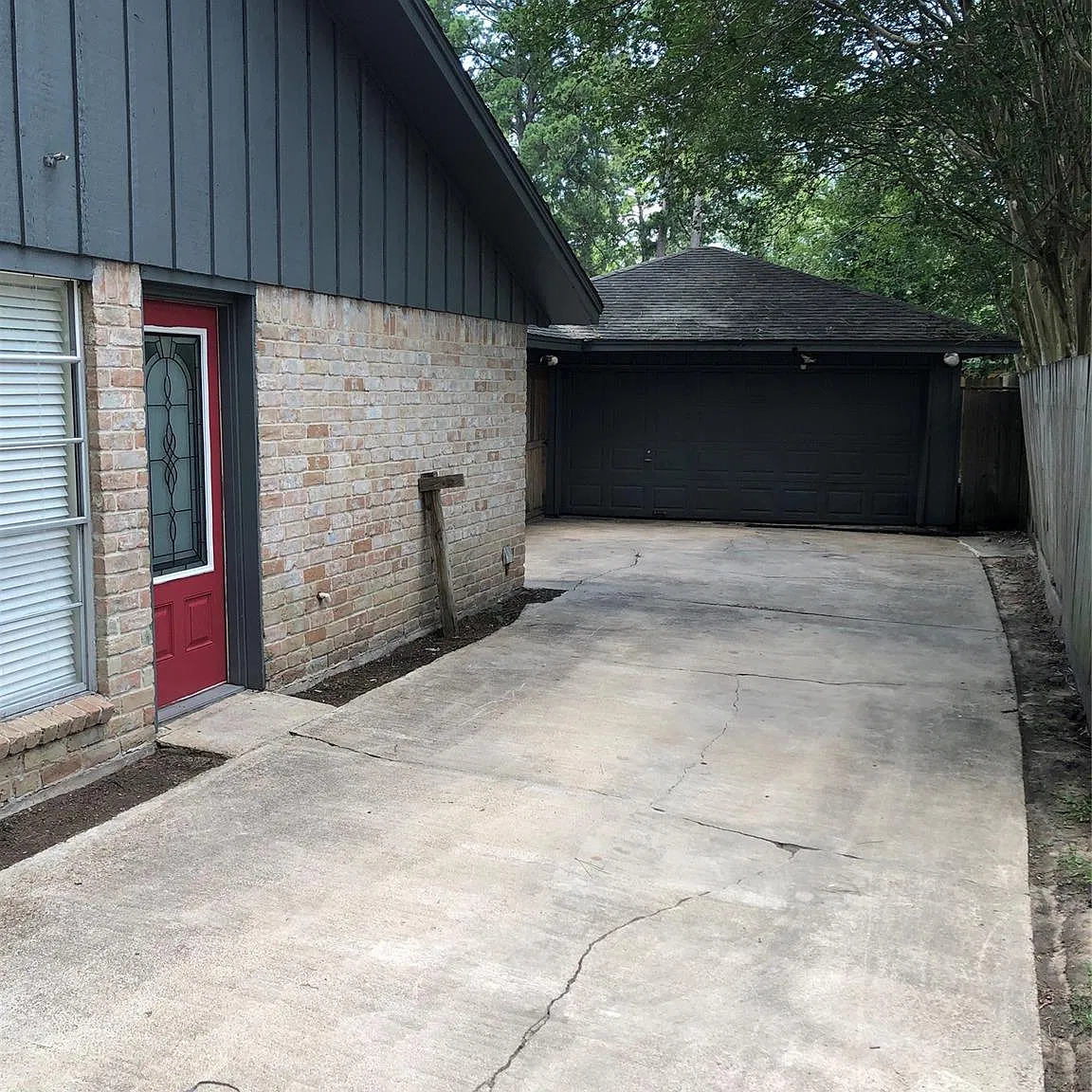 3 bed, 2.0 bath, 1860 sqft, $1,750 — Photo 3