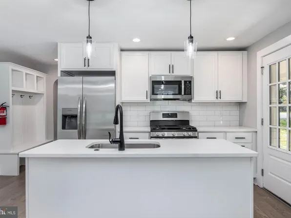 139B W Germantown Pike, Plymouth Meeting, PA 19462