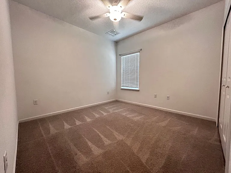 23 Lake Sinclair St — Photo 21