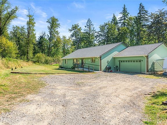 2nd image of 190 Saw Mill Ln