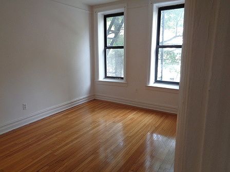 5th image of 122 Garfield Pl