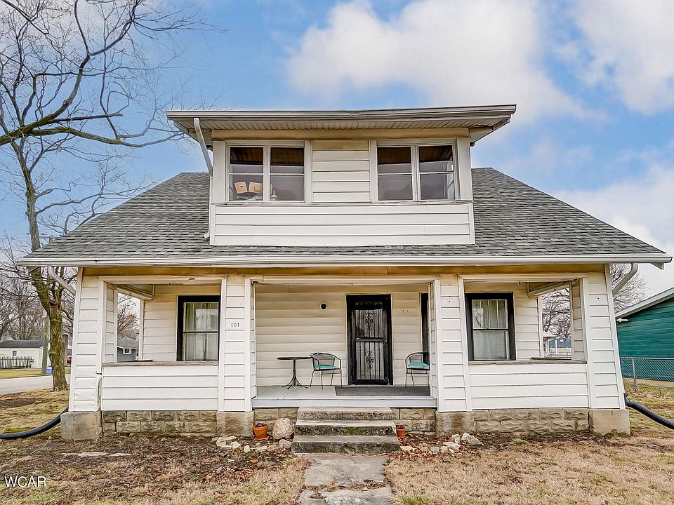 1st image of 601 Blaine St