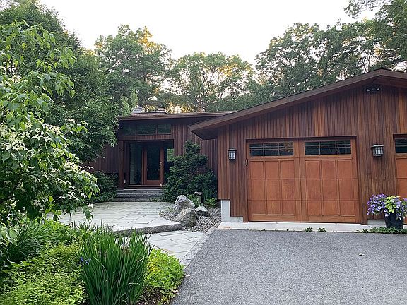 Summer view from driveway 