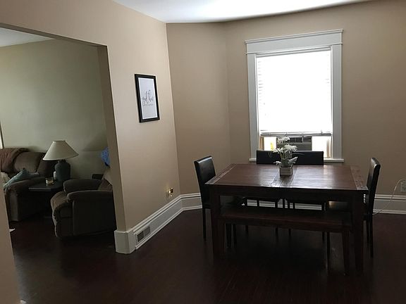 4th image of 643 Fulton St E APT 1