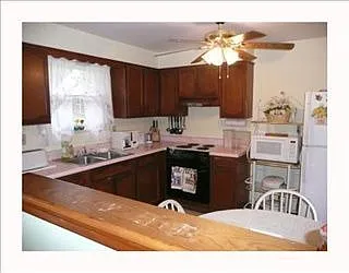 5 Leet St photo 1