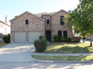 1800 Duck Cove Dr, Aubrey, TX 76227