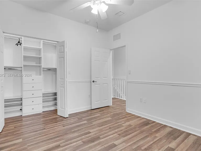 3202 SE 6th St #3202 — Photo 16