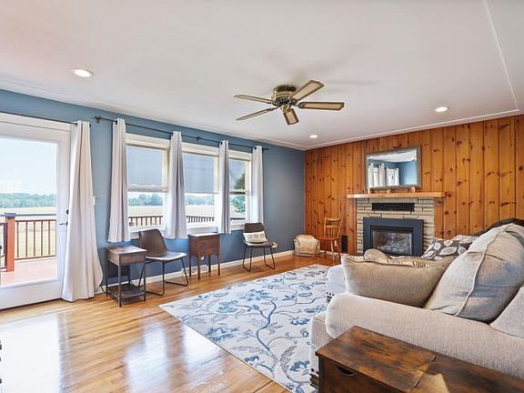 5th image of 4864 Barnes Rd