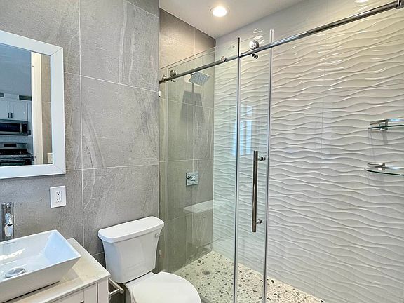 3rd image of 1736 E 4th St #1A