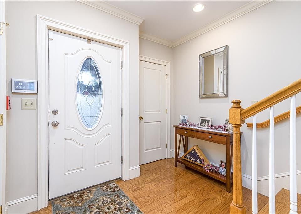 50 Clemence St #50, Cranston, RI 02920 | MLS #1334125 | Zillow