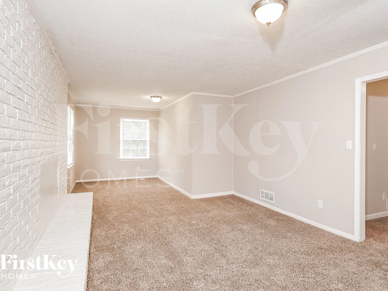 4 bed, 3.5 bath, 2146 sqft, $2,180 — Photo 4