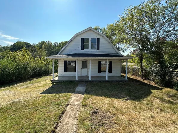 3440 S 29th St, Ashland, KY 41102