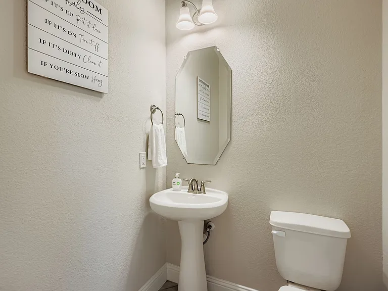 11602 Estrella Ln — Photo 18