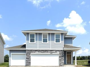 6597 Pine Arbor Ln S, Cottage Grove, MN 55016