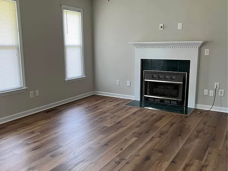 5611 Cornwallis Rd — Photo 2