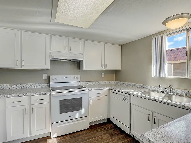 E Twain Ave Unit 51-006