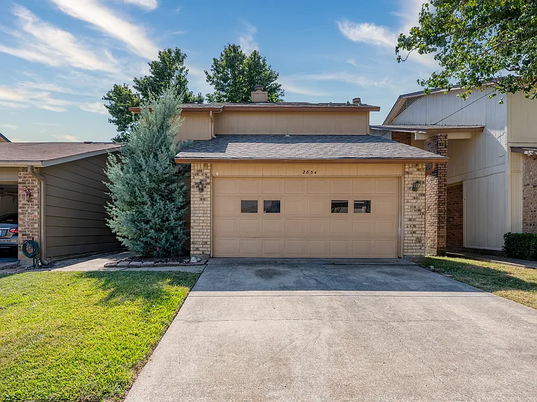 2854 Ursa Cir — Photo 1