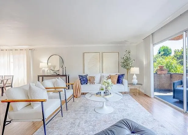 818 S Lucerne Blvd #80 — Photo 1