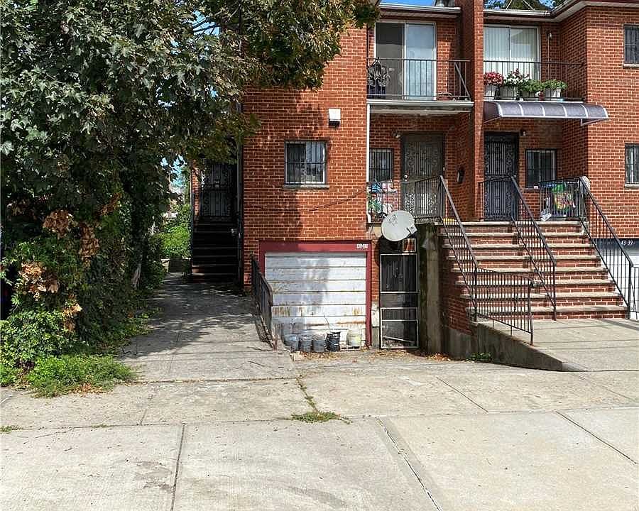 2nd image of 4337 Smart St